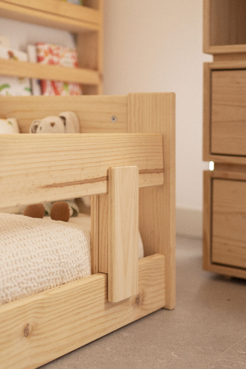 Imagen de ambiente 2 para:Montessori cama infantil de 70 de madera maciza